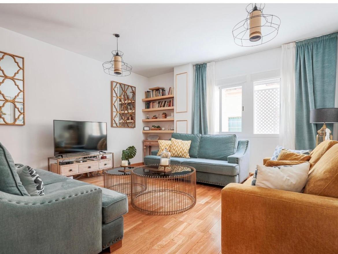 Exclusivo Duplex Con Terraza En Sevilla Экстерьер фото